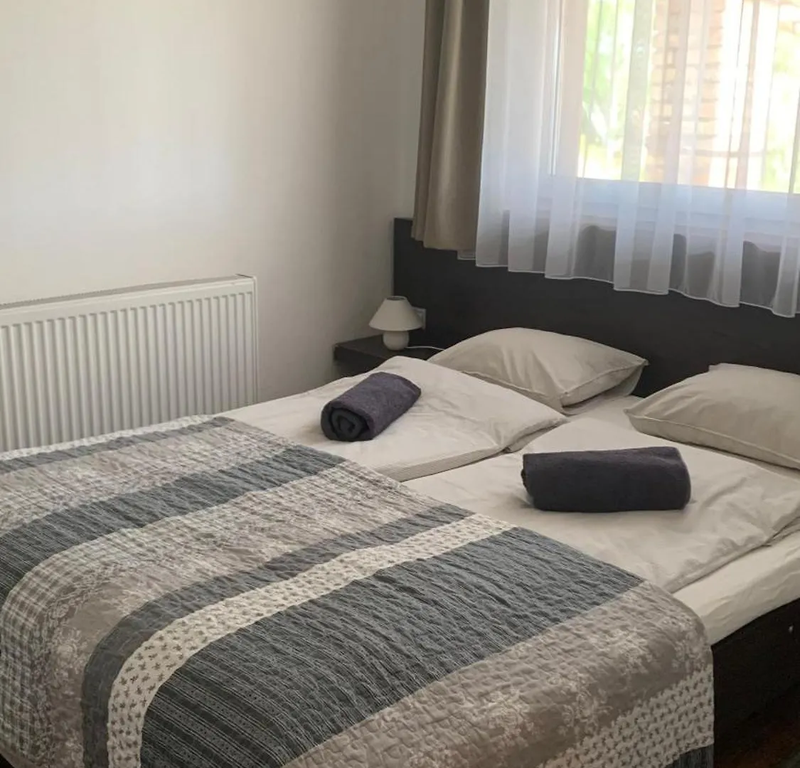 Toscan Panzio Gyal Guest house